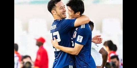 吉田麻也が語る、冨安健洋への大きな期待。「プレミアにいずれ来る」