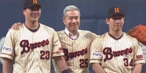 史上最強のサブマリン・山田久志氏が始球式　往年の投球フォームに球場沸く