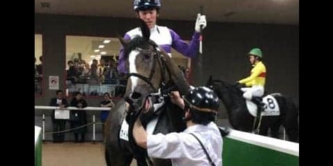 土曜東京５Ｒ新馬はカイトレッドがＶ。〝令和〟の関東圏新馬勝ち第１号となる