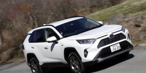ぬるま湯のミドルSUV市場をかき回すか…トヨタ RAV4 新型