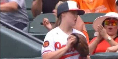 【MLB】オリオールズのボールガールがドラフト候補に？　オ軍GM「計画を再検討」