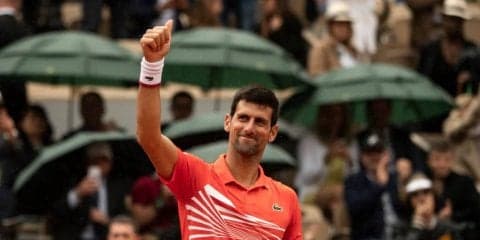 【速報】ジョコビッチ 3年ぶりのベスト4進出。ズベレフに圧勝で、最終戦の雪辱を果たす[全仏オープン]