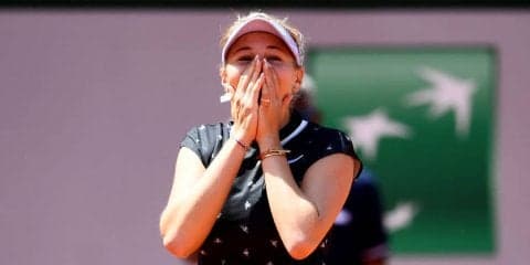 17歳のアニシモワが4強入り。優勝すれば年少記録でS・グラフ超え