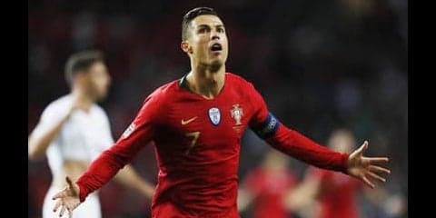 圧巻のハット。「千両役者」ロナウドは一点の曇りなき欧州王座を狙う