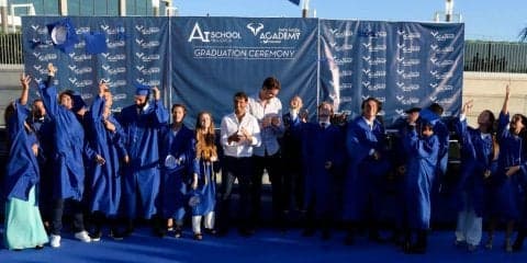 ナダルとフェレールからナダル・アカデミーの卒業を迎える生徒たちへ　知恵の贈り物