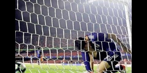 チリ戦４失点の冨安と植田の思い。「少しの差が、ここまで開くのか」