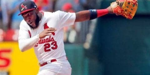 【MLB】オズナがまた…“笑撃”珍プレーにファン呆れ顔「捕っていたらつまらなかった」