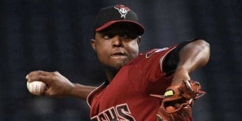 巨人、新外国人デラロサの獲得を発表　メジャー通算26勝右腕、背番号は「97」