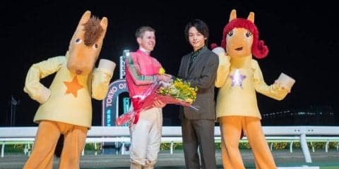 【帝王賞】レーン「折り合いに集中」オメガパフュームが大外一気！