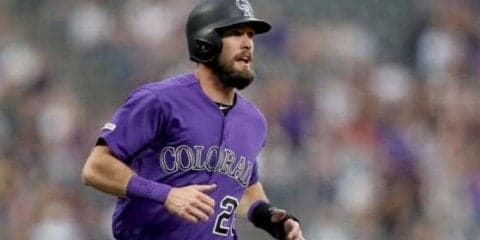 【MLB】「しまった！」米で痛恨の本塁打“アシスト”　フェンス超え気付かずキョロキョロ…