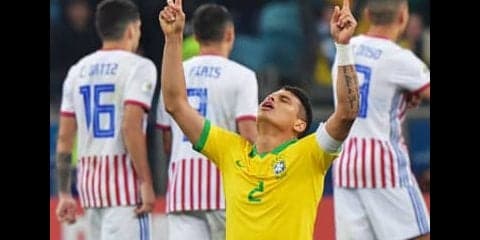 ブーイングが拍手に。ブラジルはようやくサポーターの信頼を勝ち得た