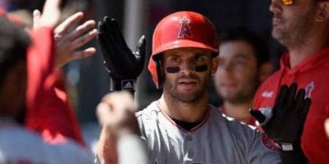 【MLB】今季好調のエンゼルス・ラステラ、自打球で負傷交代　右脛にボール直撃で悶絶