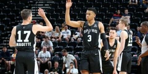 サマーリーグでもチームプレーを重視、スパーズが発掘したケルドン・ジョンソン