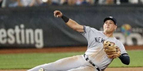 【MLB】ヤ軍ウルシェラ“鉄壁の守備”3連発にファン歓喜　「ビースト」「アメージング」