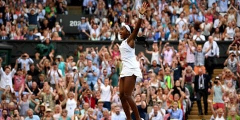 快進撃の止まらない15歳が初のベスト16進出。マッチポイントをしのいでの逆転勝利に「信じられない」[ウィンブルドン]