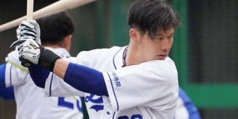 中日堂上、自己新7号3ラン　ヤクルト高梨は“お得意様”今季4安打で4本塁打