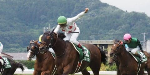 【七夕賞】菊沢一樹「皆さんのおかげです」ミッキースワローで重賞初制覇！