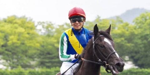 【新馬/福島6R】三浦「乗りづらい展開」ホープホワイトがデビューV！