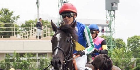 【日曜福島/新馬6R】三浦「上のクラスでもやれる」ホープホワイトがデビューV！