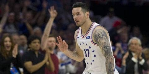 シクサーズを離れるJJ・レディック、地元紙に一面広告「これからも特別な場所」