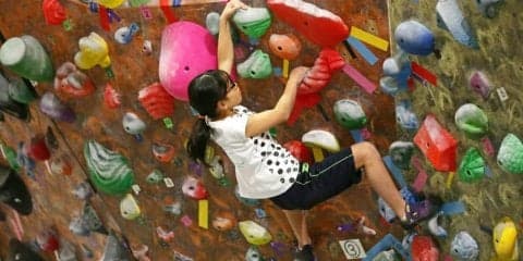 キッズ向けミニコンペ＆クリニック「スカイA ボルダリングClub」が19年8月開催分を募集開始