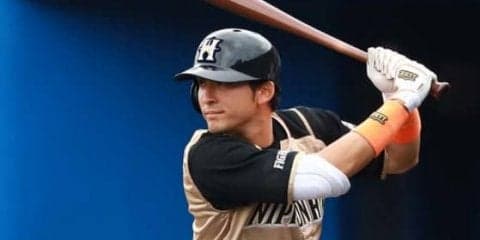 日ハム杉谷、キャリアハイの4号ソロ　同僚は“無視”せず、ハイタッチで迎える