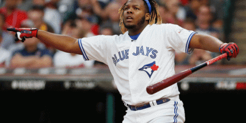 【MLB】ゲレーロJr.が衝撃の大暴れ！　準決勝も最多29発、スタントンの最多計61発にあと3本