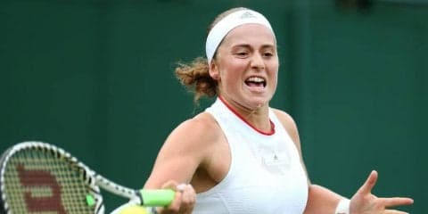 ダブルスで珍事「こんなポイントの取り方ってあるの！？」。サーブが相手の前衛を強襲し、サーバーのポイントに