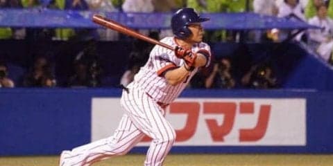 岩村氏　あと少しで本塁打　満塁からフェンス直撃の同点適時打　ヤクルトOB戦