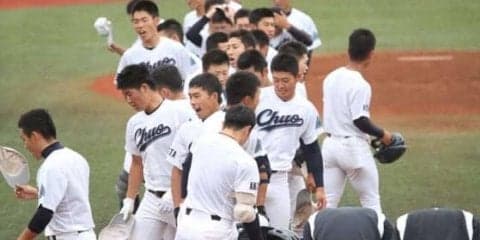 【高校野球】「髪を伸ばしたから負けた」は承知　丸刈り廃止“固定概念”を変える秋田中央の夏