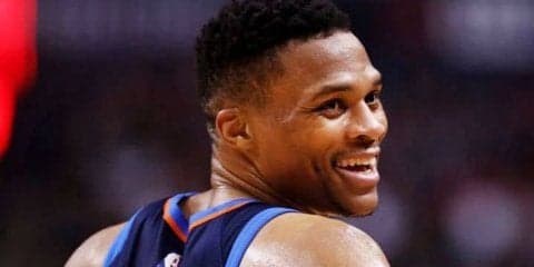 ラッセル・ウェストブルック、クリス・ポールとのトレードが決まりロケッツへ移籍