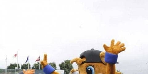 日ハム2軍マスコット「C☆B」が5歳に　DJチャス。「ファンの後押しのおかげ」