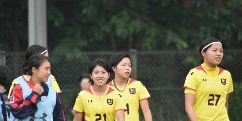 【ソッカー（女子）】関東リーグ後期第４節   魅せた慶大！　定期戦の悔しさぶつける４発快勝で反撃開始！　 武蔵丘短期大戦