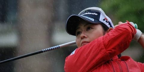 諸見里しのぶの「オーソドックでバランスの良いスイング」（解説：金谷多一郎）