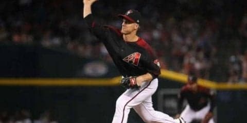 【MLB】投手でも容赦なし！　6年222億円右腕の「スローーーカーブ」にファン興奮「超いいね」