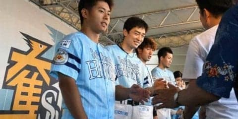 ホークス「鷹の祭典2019」がヤフオクDでスタート　和田らがユニ手渡し
