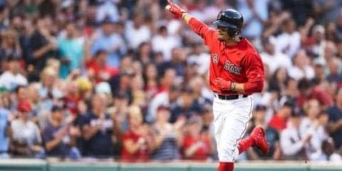 【MLB】Rソックスのベッツが驚愕の大暴れ　4回までに先頭打者弾含む3連発、2発が場外特大弾
