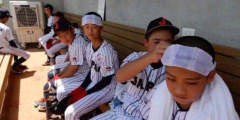 【U-12W杯】侍ジャパンU-12代表に秘密兵器!?　“赤い手袋”で熱中症回避＆パフォーマンス向上