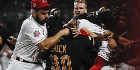 【MLB】衝撃の左フックから6人退場の大乱闘に米騒然　約5分に及ぶ動画が再生430万回超