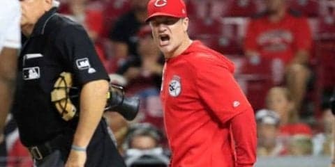 【MLB】出場停止中のレッズ監督がスタンドから観戦、ファンに見つかり途中で断念