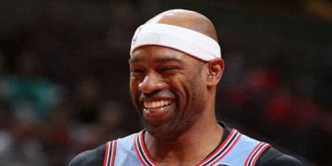 『ラストイヤー』を迎えるビンス・カーター、最後の花道はホークスに決定