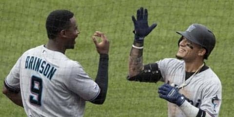【MLB】マ軍有望株の“親孝行”メジャー1号に米感動「素敵なストーリー」「美しい瞬間」