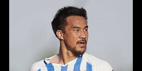 岡崎慎司はスペイン人好みのFWだ。マラガで早くも見せた「適応力」