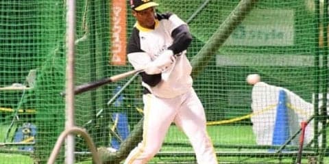 鷹グラシアル、チーム復帰で豪快弾連発　10日ハム戦出場に意欲「そこに100％の状態に」