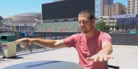 【MLB】「日本人選手を尊敬している」-右腕バウアーの独占インタ公開、“鬼才”の素顔とは…