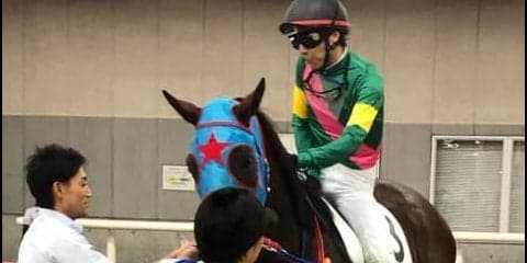 土曜新潟５Ｒ新馬は８番人気の伏兵タガノビューティーが差し切る
