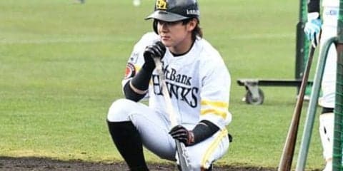 ソフトバンク、牧原は右脛の打撲と診断　自打球を受けて途中交代