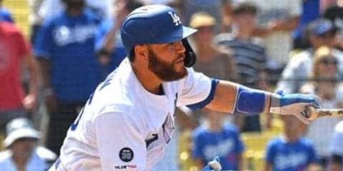 【MLB】ド軍ベテラン捕手の“可愛いスライディング”にファン爆笑「こっちまで笑顔になる」