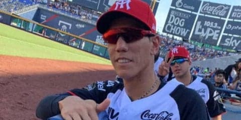 元DeNA荒波、野球教室を行った“同僚コンビ”写真公開　「楽しく野球をするのが一番！」