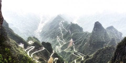 フォルクスワーゲン、9月2日にID.Rで天門山ヒルクライムへ